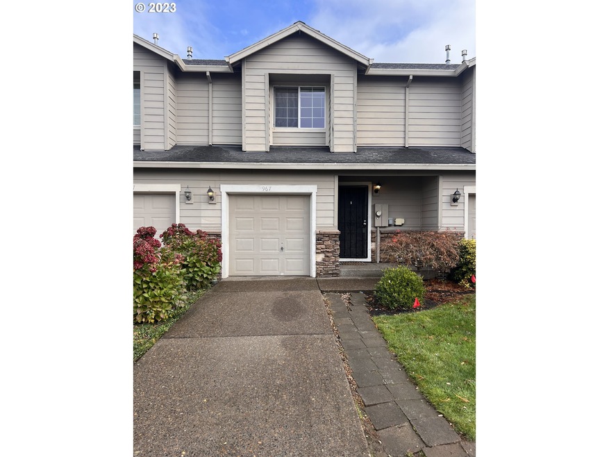 967 NW 3rd Ave, Canby, OR 97013 - photo 1