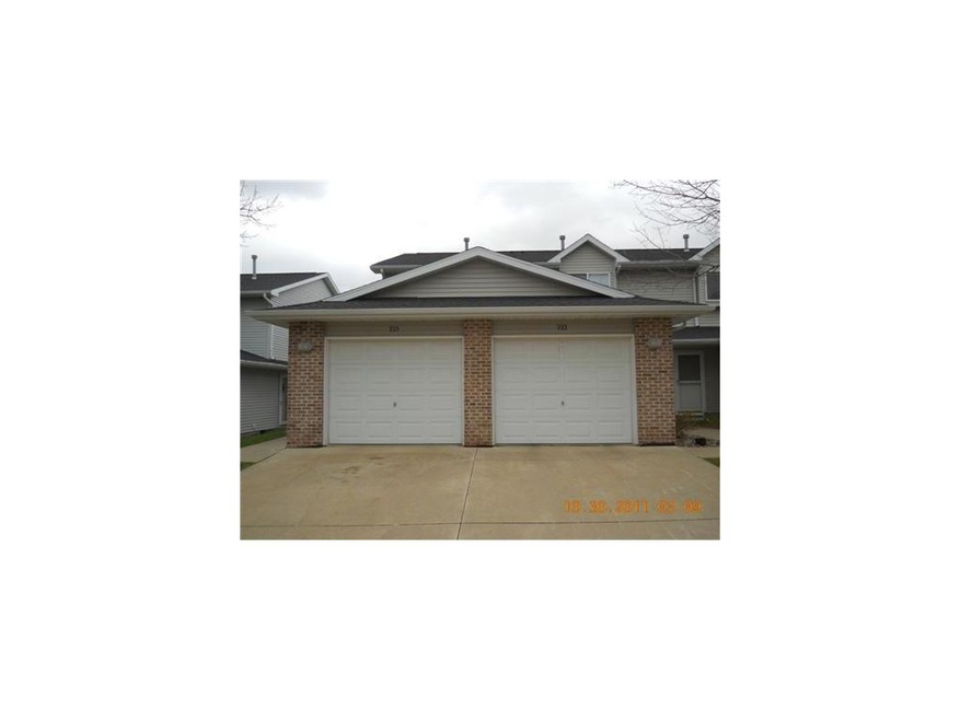 935 Grand Avenue Ct unit 935, Marion, IA 52302 - photo 1