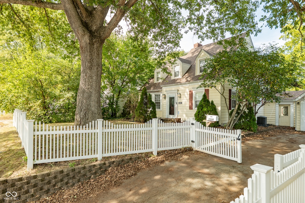 1606 E 8th St, Anderson, IN 46012 - photo 1