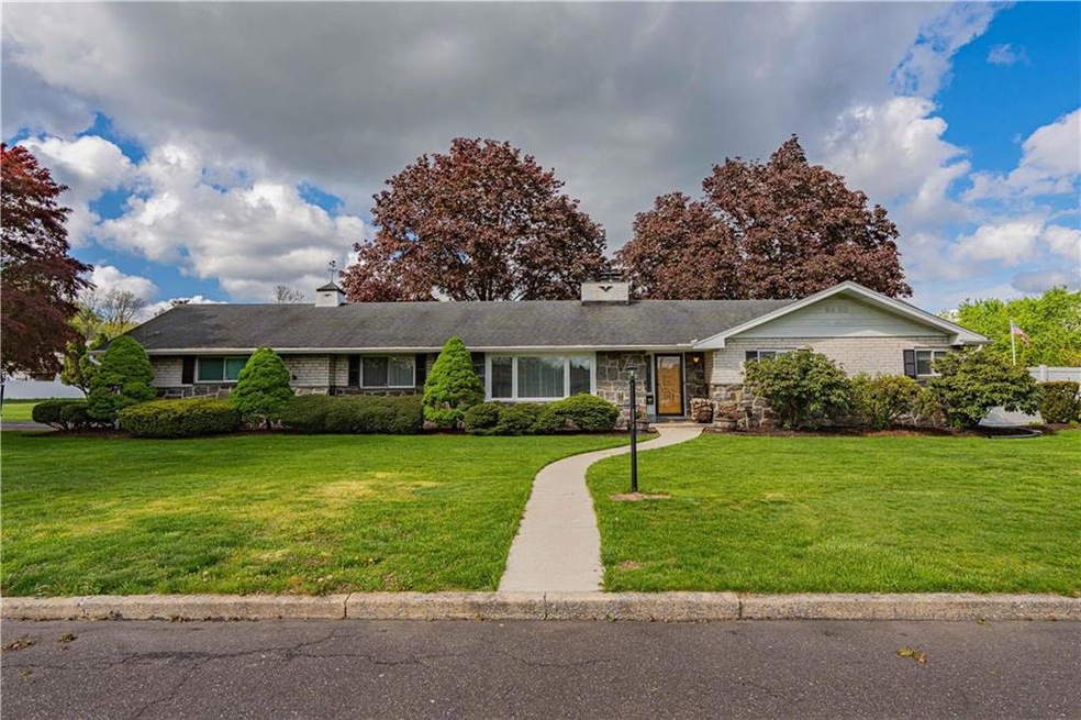 2336 S 6th St, Allentown, PA 18103 - photo 1