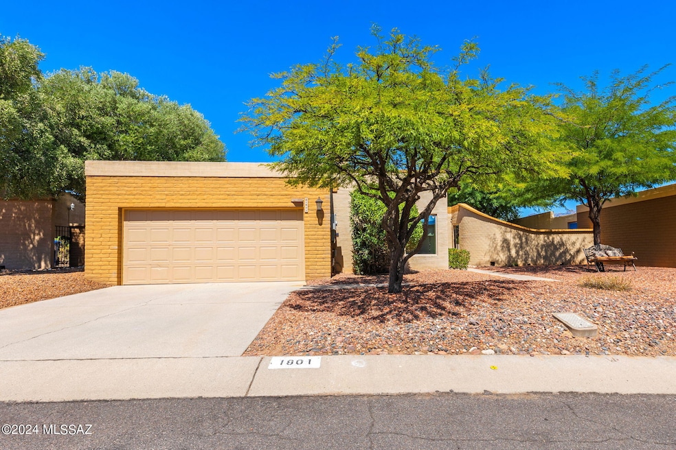 1-web-or-mls-1801 N Wrightstown Pl - MLS
