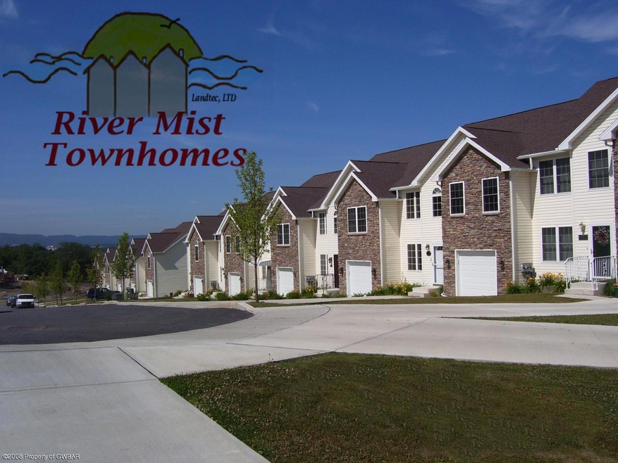 90 Mara Ln, Plains, PA 18702 - photo 1