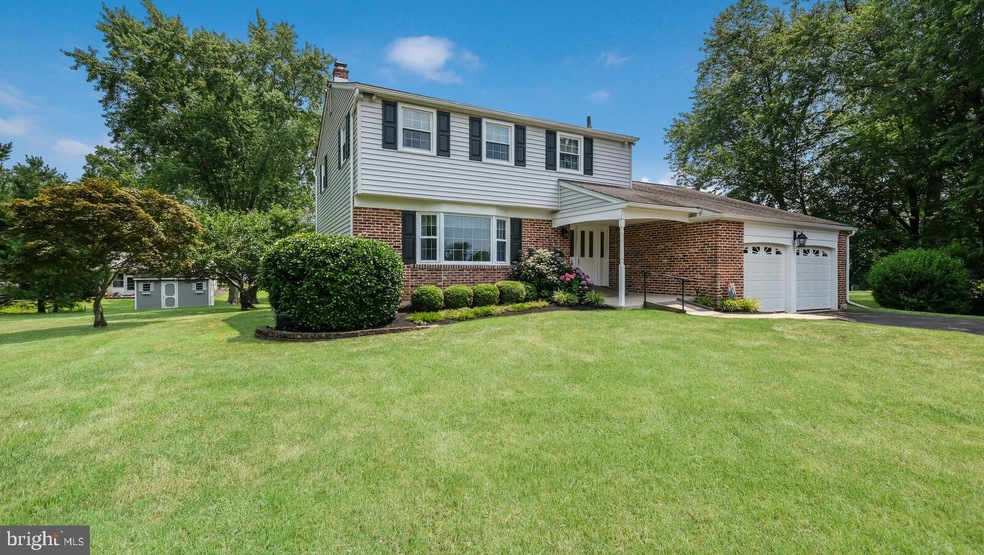 2209 Briar Patch Ln, Hatfield, PA 19440 - photo 1