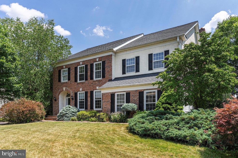 Sold $825,000 • Co-Listing Agent