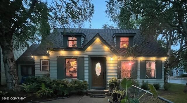 1207 W 8th Ave, Anchorage, AK 99501 - photo 1