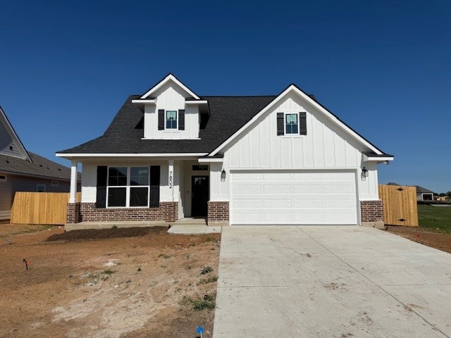 7802 Redbud Rd, Navasota, TX 77868 - photo 1