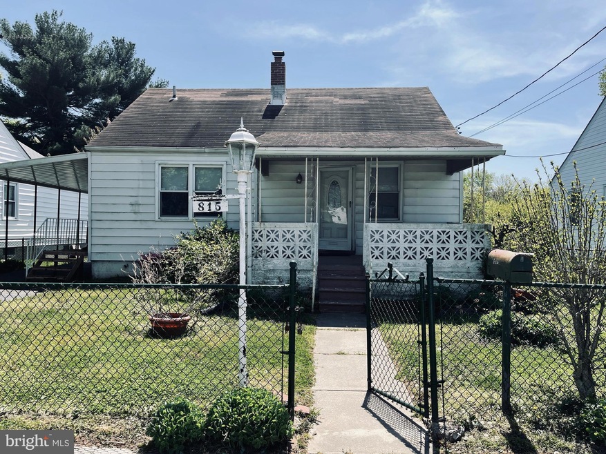 815 S Woodlynn Rd, Essex, MD 21221 - photo 1