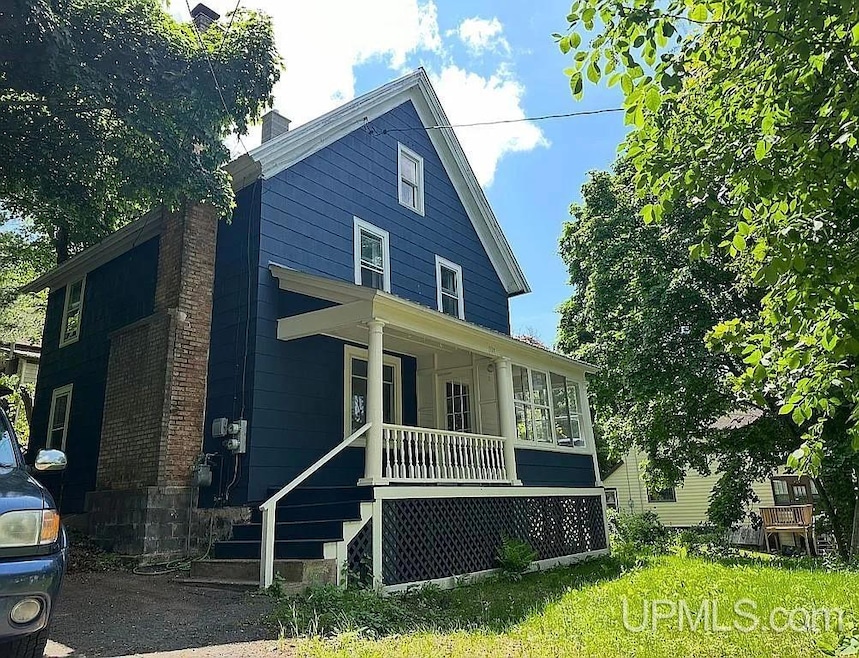 For Sale $184,900 • Co-Listing Agent