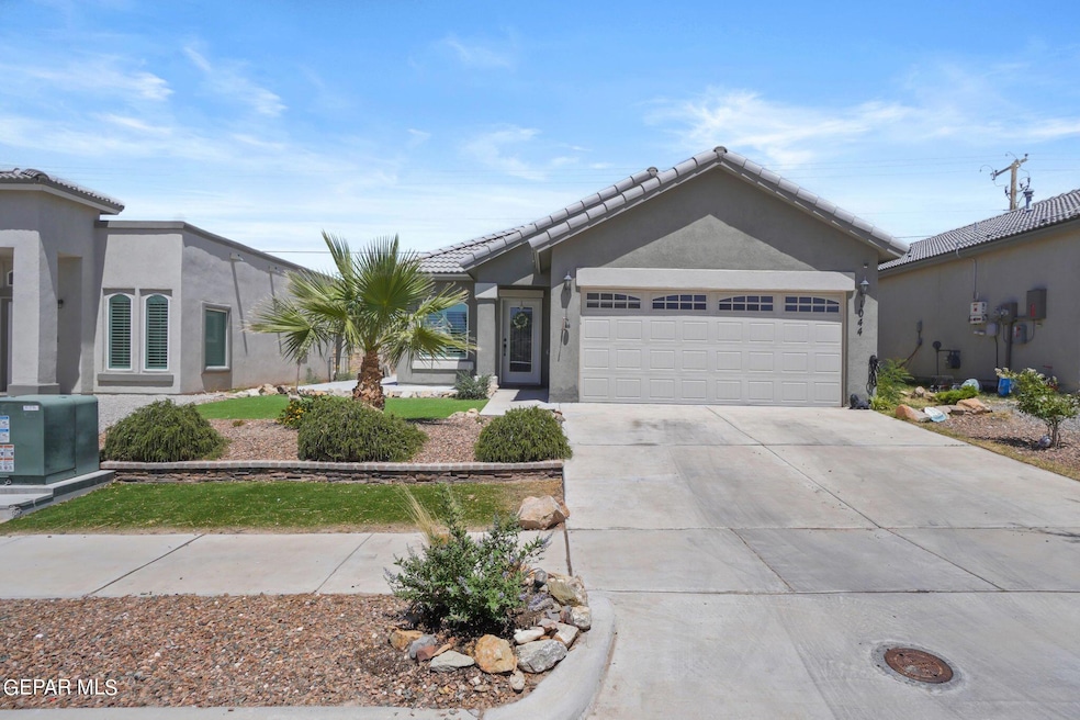 1-web-or-mls-_DSC5284