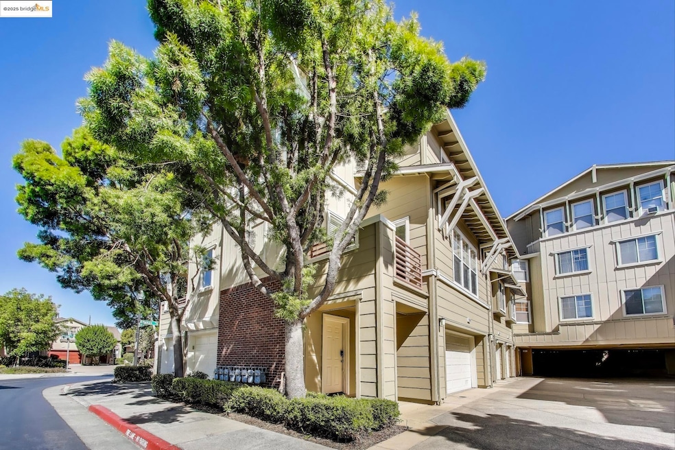 Sold $425,000 • Co-Listing Agent