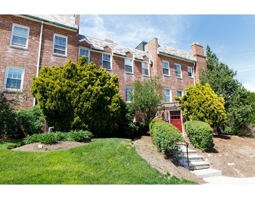 37 Commonwealth Ave unit 21, Chestnut Hill, MA 02467 - photo 1