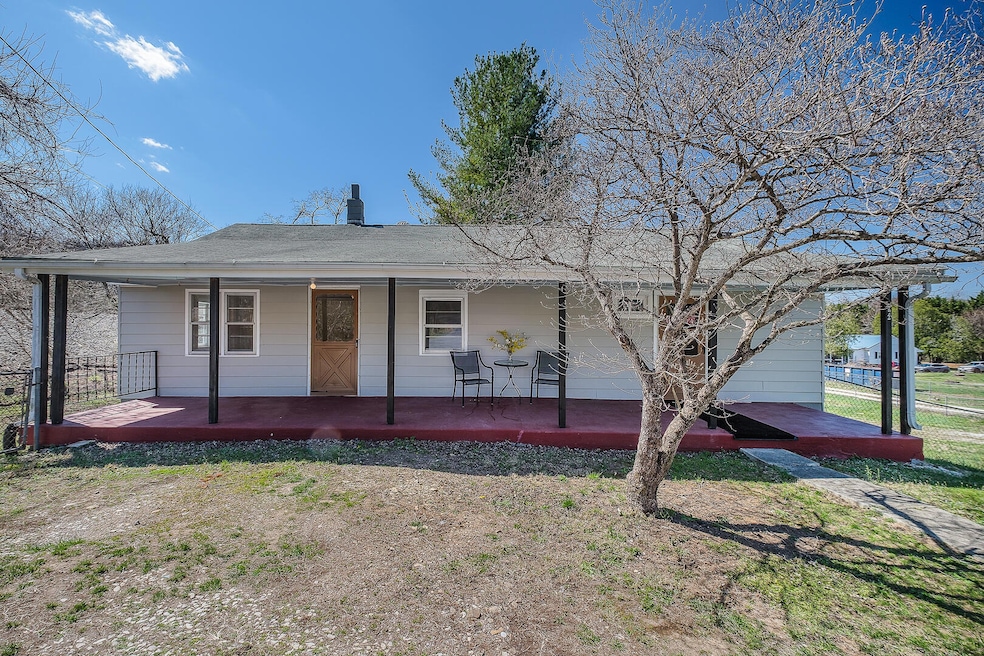 272 Pico Rd-1