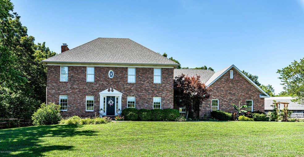 4715 E Deer Noll