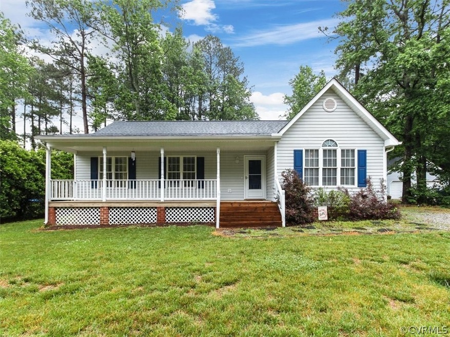 11512 Brandenburg Dr, Midlothian, VA 23112 - photo 1