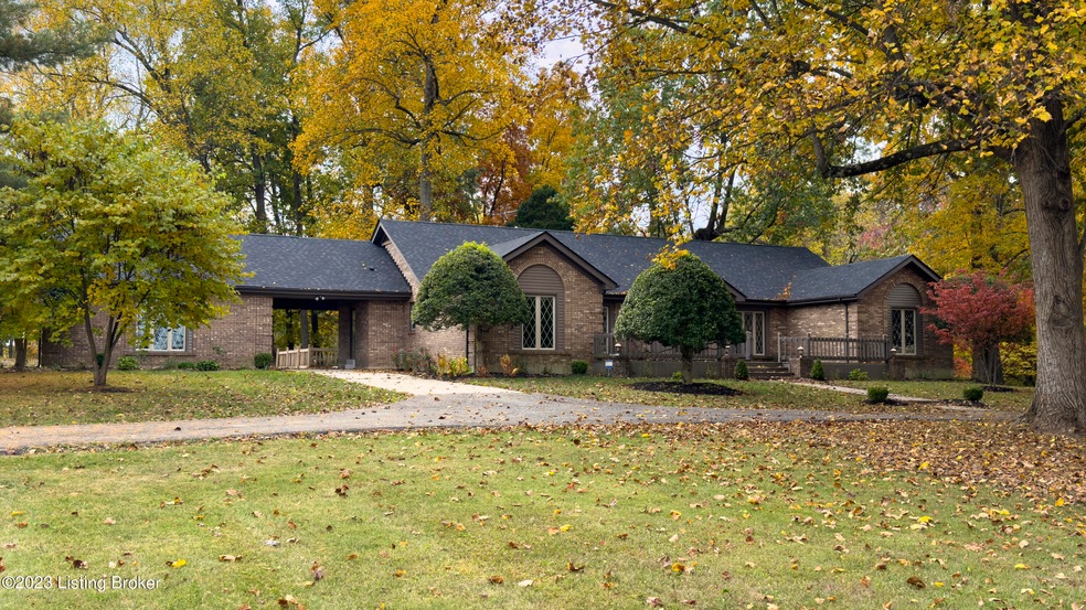 Welcome to 9898 Fairmount Rd!