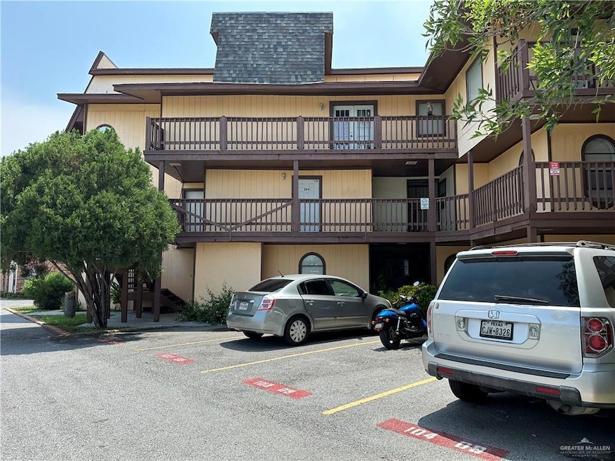 Wide view of unit 206 on the 2nd & 3rd floors