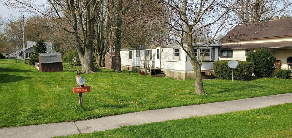 220 E Buckeye Ave, Ada, OH 45810 - photo 1