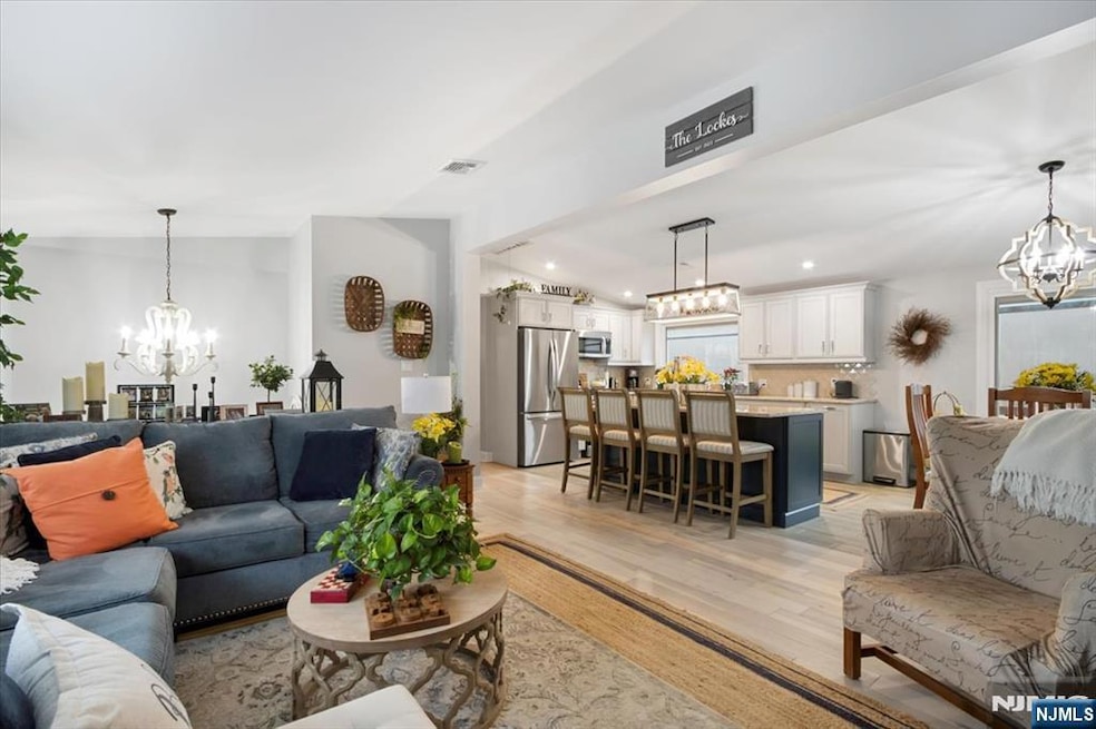 19 Meadow Ln, Vernon, NJ 07462 - photo 1