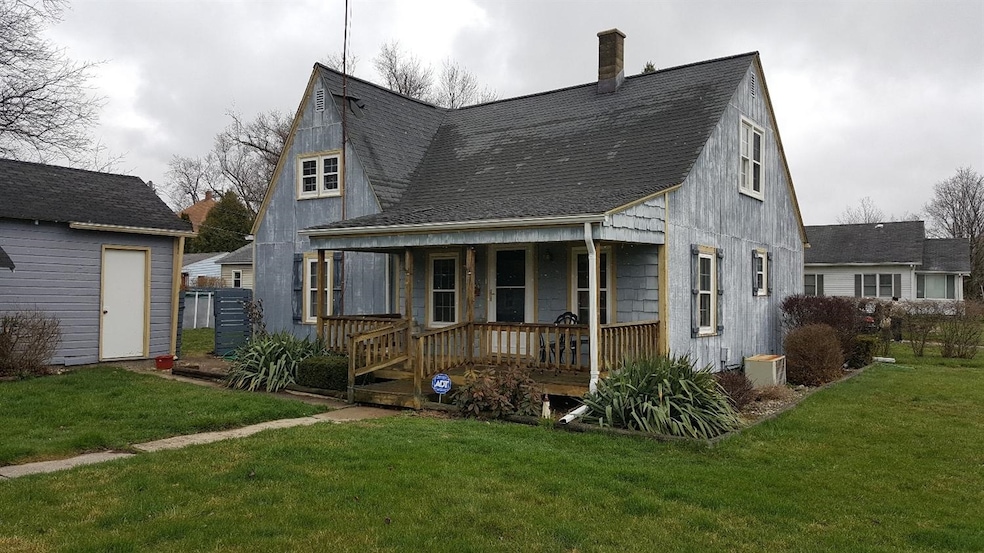 1011 D St, La Porte, IN 46350 - photo 1