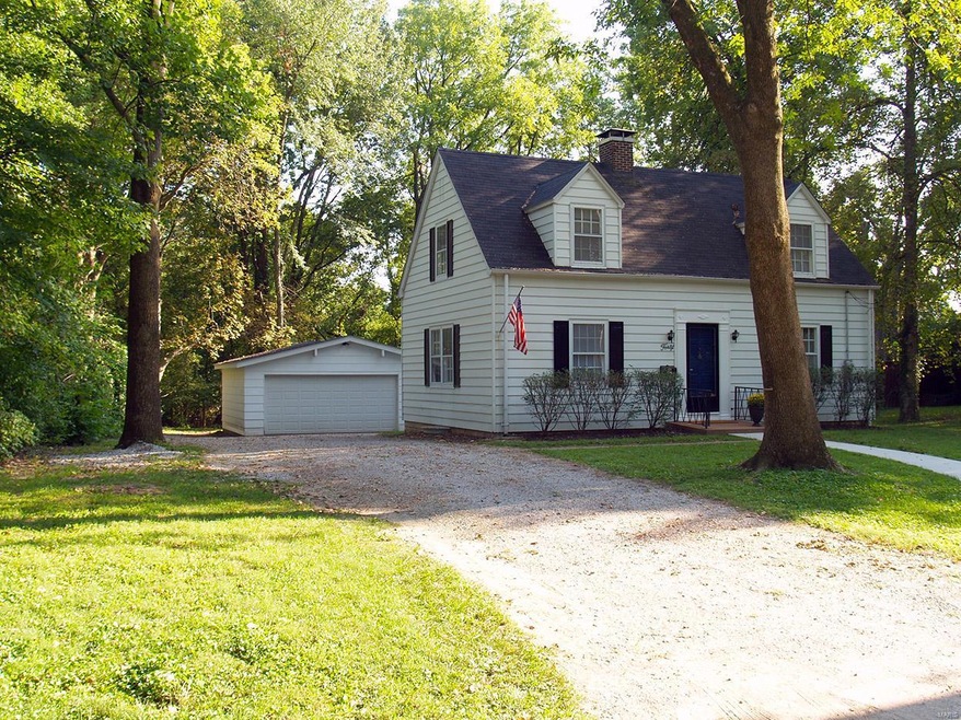 Welcome to 40 Granvue Drive, Belleville, IL