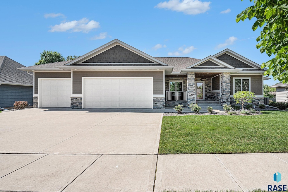 Sold $571,700