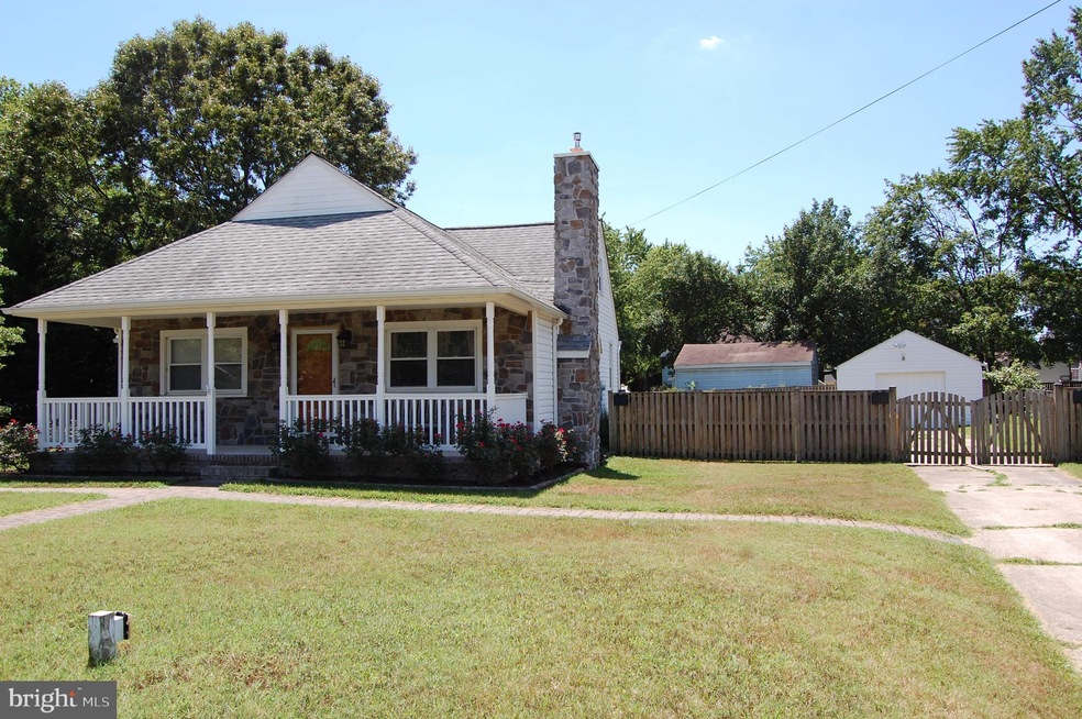 1213 Meadow View Rd, Pasadena, MD 21122 - photo 1