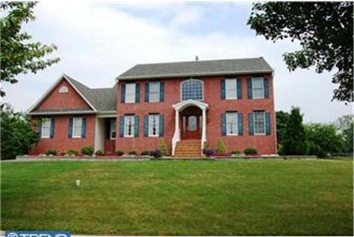 104 Paddock Dr, Columbus, NJ 08022 - photo 1