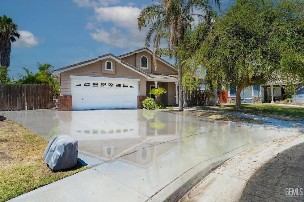 6015 Verdant Hills Ct, Bakersfield, CA 93313 - photo 1