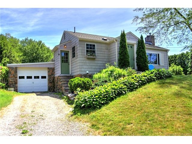 332 Maple St, Litchfield, CT 06759 - photo 1
