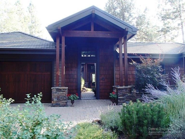 19341 Soda Springs Dr, Bend, OR 97702 - photo 1