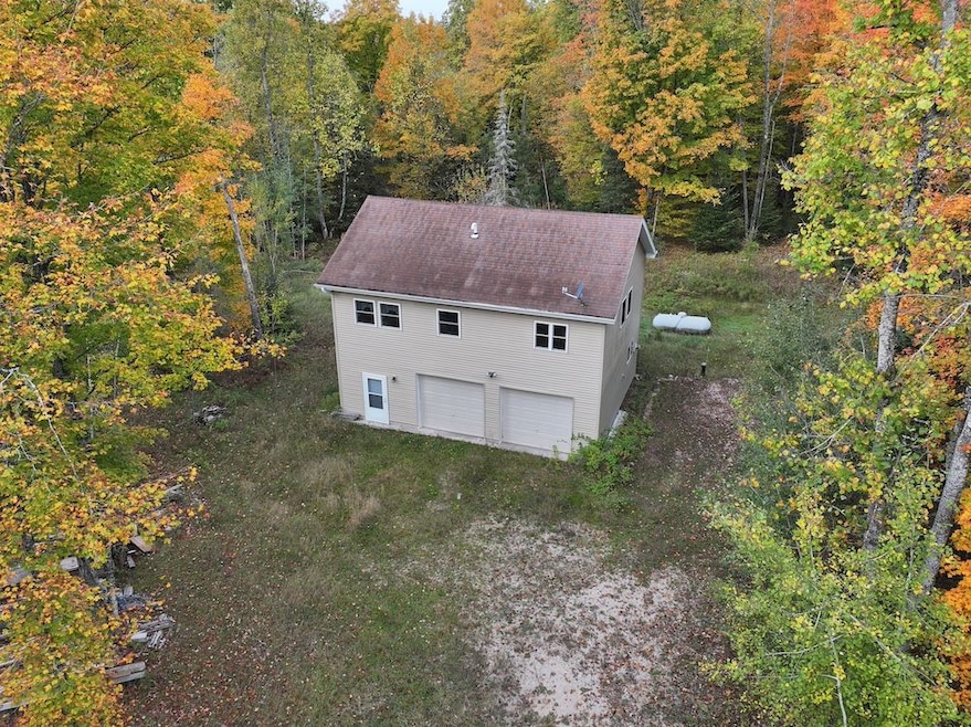 6149 N Ride Outs Rd, Foster City, MI 49834 - photo 1