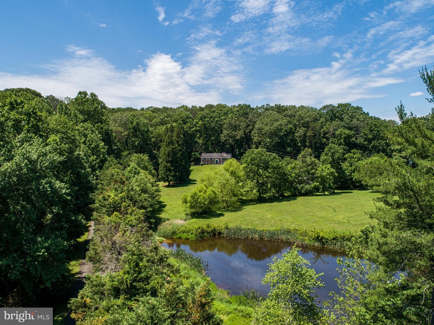 2718 Fox Mill Rd, Herndon, VA 20171 - photo 1