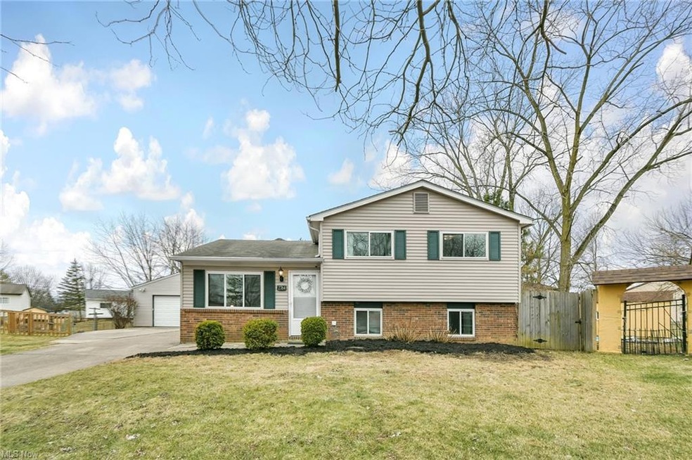 2764 Blarefield Dr, Columbus, OH 43231 - photo 1