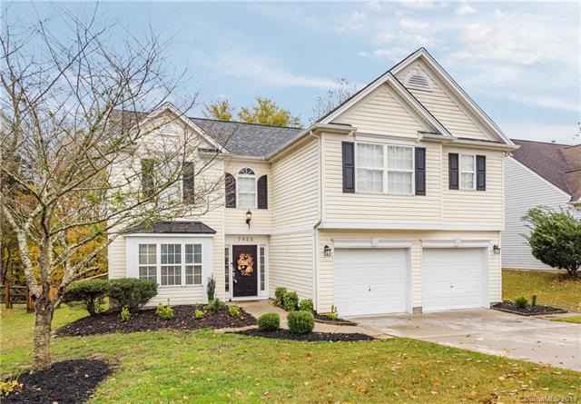 Over 18 k in upgrades/updates in this cul-de-sac home!  Chef's kitchen with custom concrete countertops,tile backsplash, large farm style sink & gas stove-Two story greatroom,formal dining room-(could be used as office),large master suite w/ walk in 