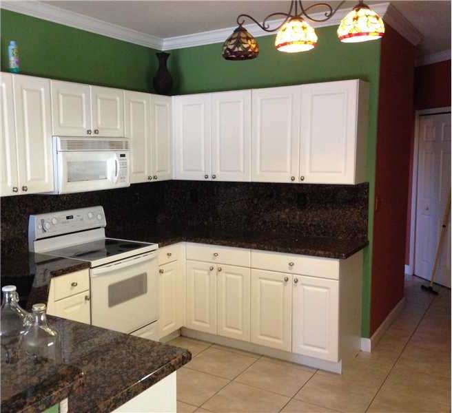 4687 NW 112th Ct, Doral, FL 33178 - photo 1