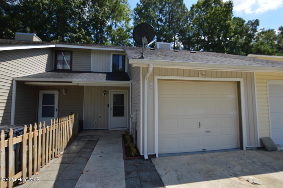28 S Onsville Place, Jacksonville, NC 28546 - photo 1