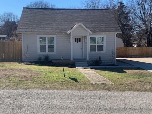 103 W Saunders St, Decatur, TX 76234 - photo 1