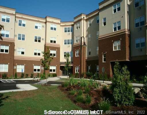 171 Laurel St unit 312, Bristol, CT 06010 - photo 1