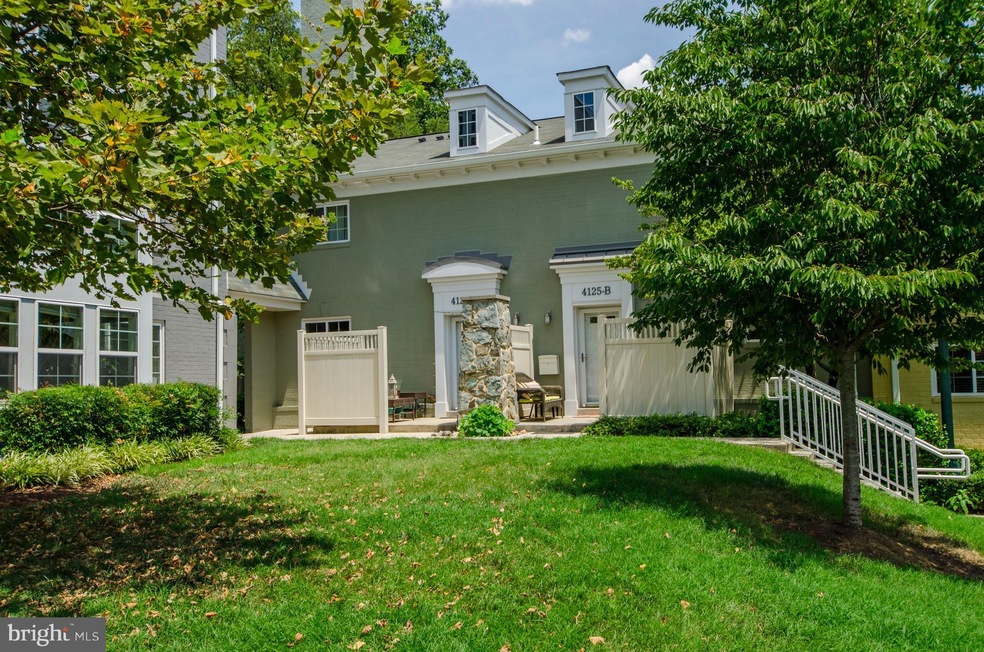 4125 S Four Mile Run Dr unit A, Arlington, VA 22204 - photo 1