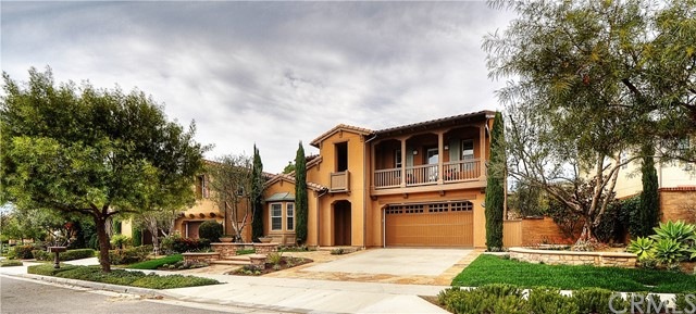Perched in beautiful San Juan Capistrano, this est