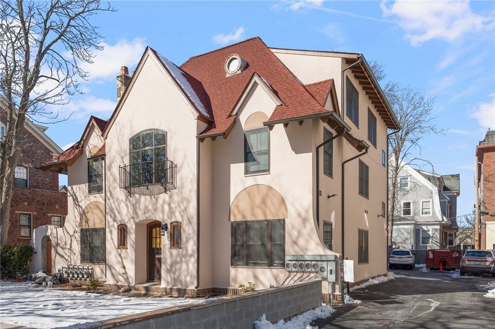 206 Waterman St unit 3, Providence, RI 02906 - photo 1