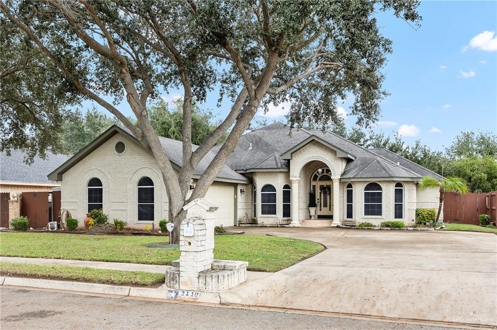 2110 Highland Dr, Weslaco, TX 78596 - photo 1