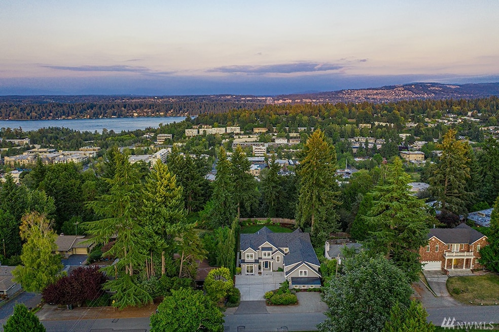 2936 74th Ave SE, Mercer Island, WA 98040 - photo 1