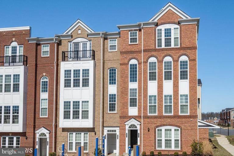 42753 Eildon Terrace unit 1, Ashburn, VA 20147 - photo 1