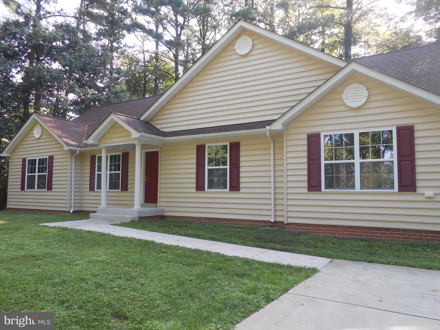 42118 White Point Beach Rd, Leonardtown, MD 20650 - photo 1