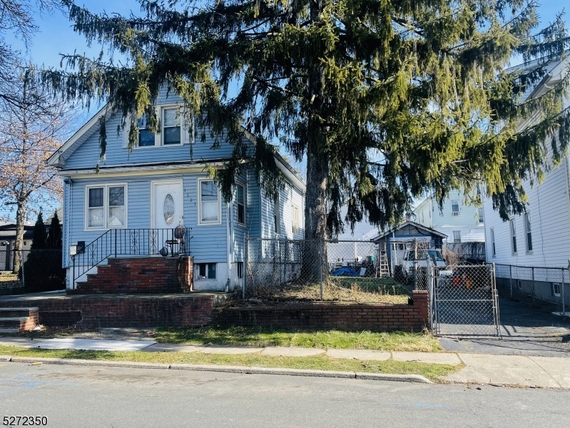 1521 Hiawatha Ave, Hillside, NJ 07205 - photo 1