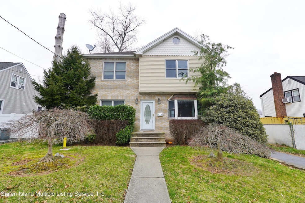 433 Richard Avenue