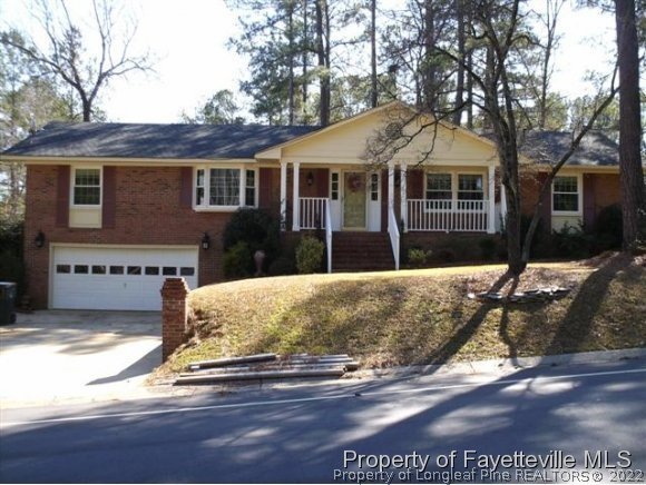 3113 Ravenhill Dr, Fayetteville, NC 28303 - photo 1