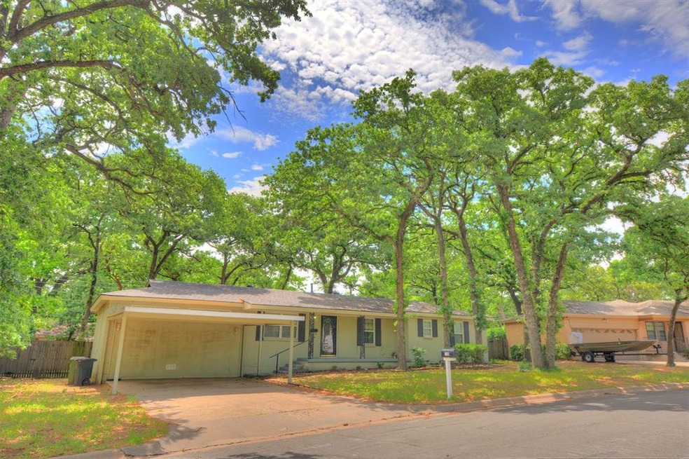 1108 Valentine St, Hurst, TX 76053 - photo 1