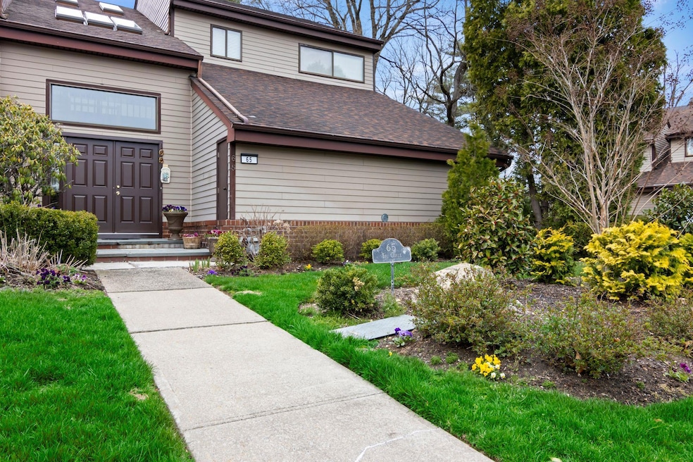 Sold $999,000 • Co-Listing Agent